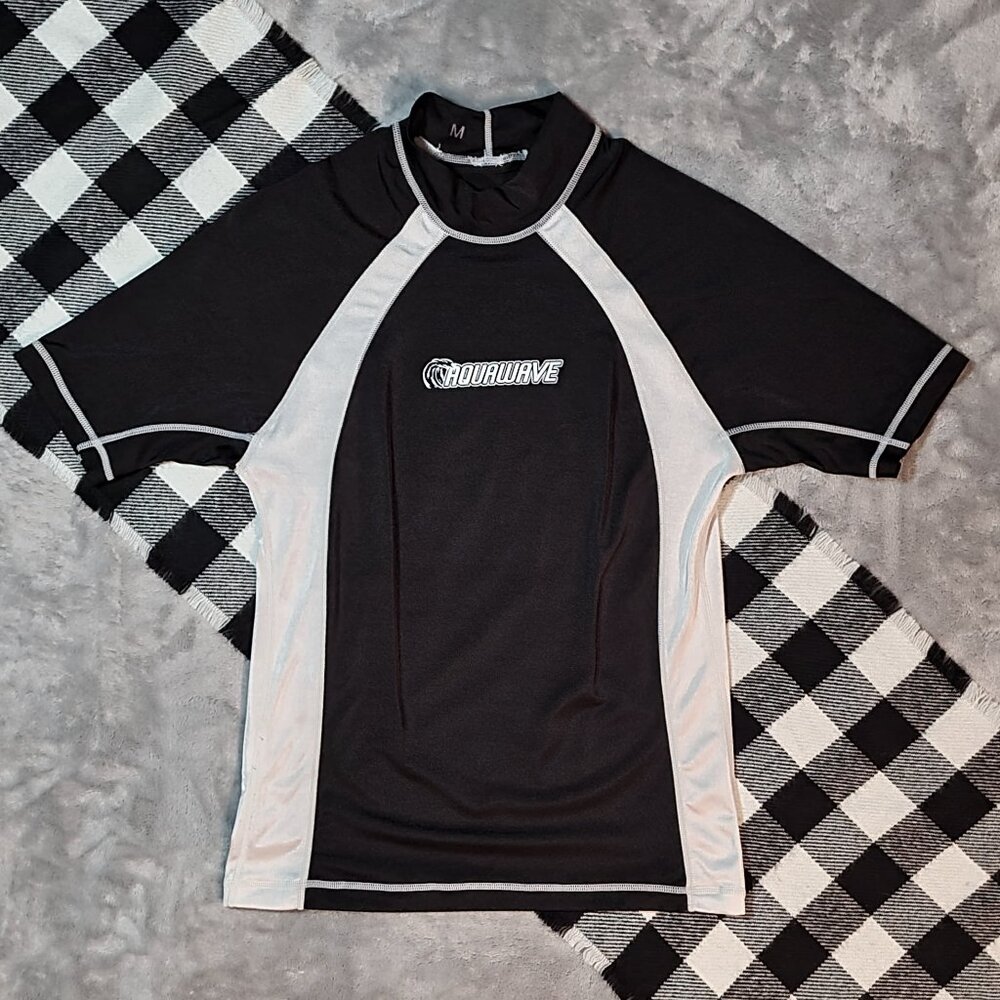 $1 | M | AquaWave | Athletic Colorblock Surf Tee